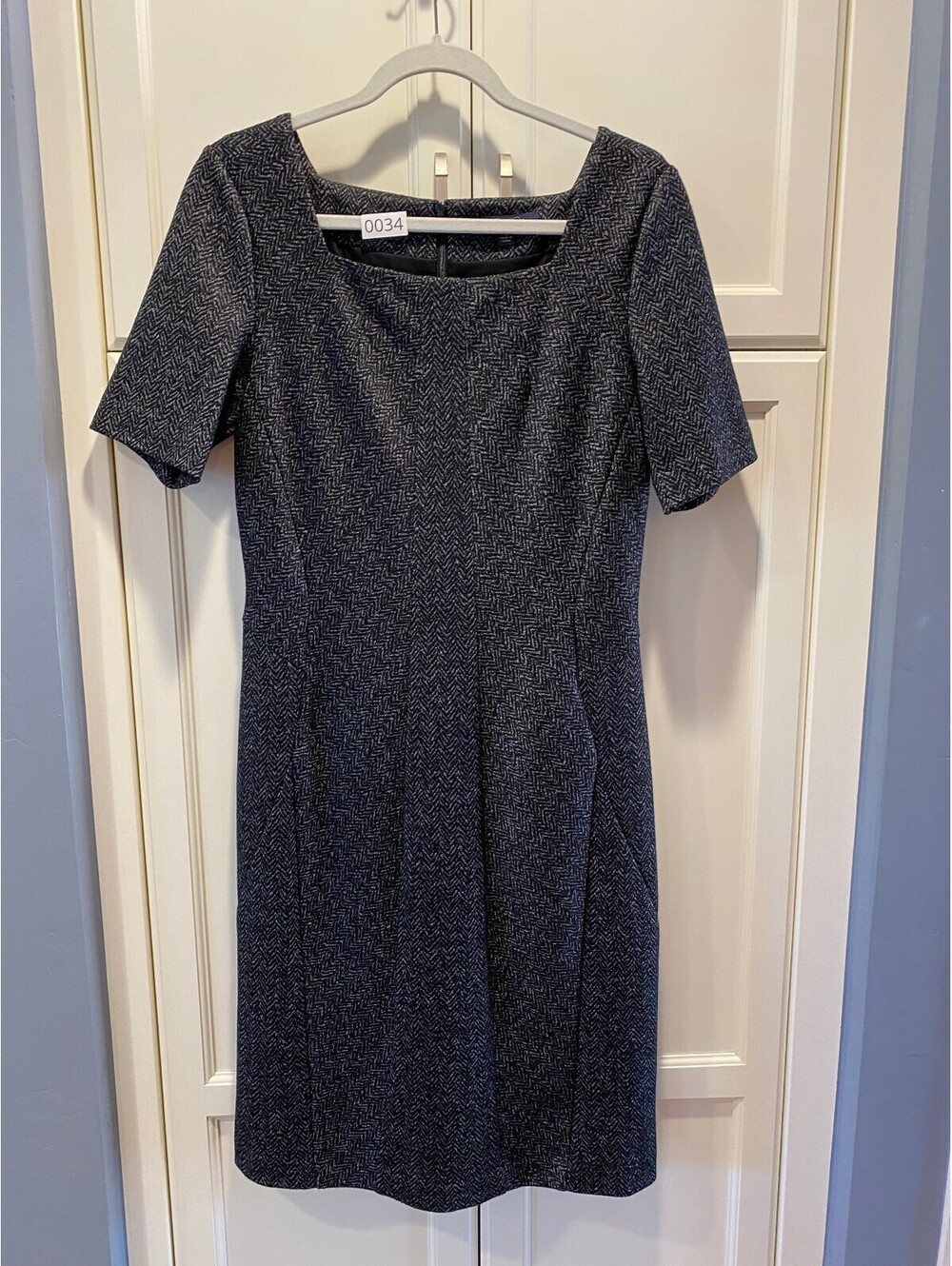 Brooks Brothers Women's Size 10 Black and Gray Herringbone Sheath Dress